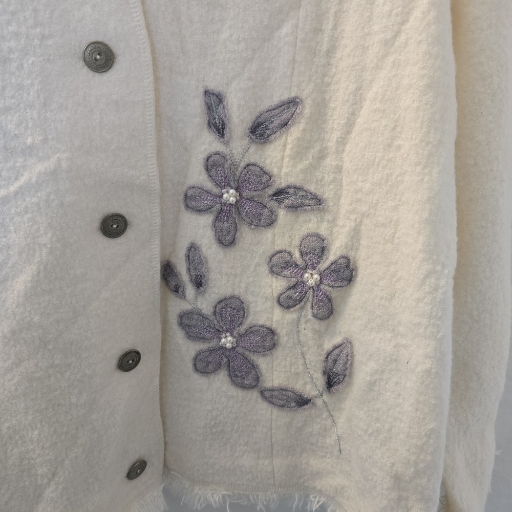 Alfred Dunner Women's Cardigan Cream Floral Pearls Fringe 100% Wool Boho-chic L - Picture 4 of 13